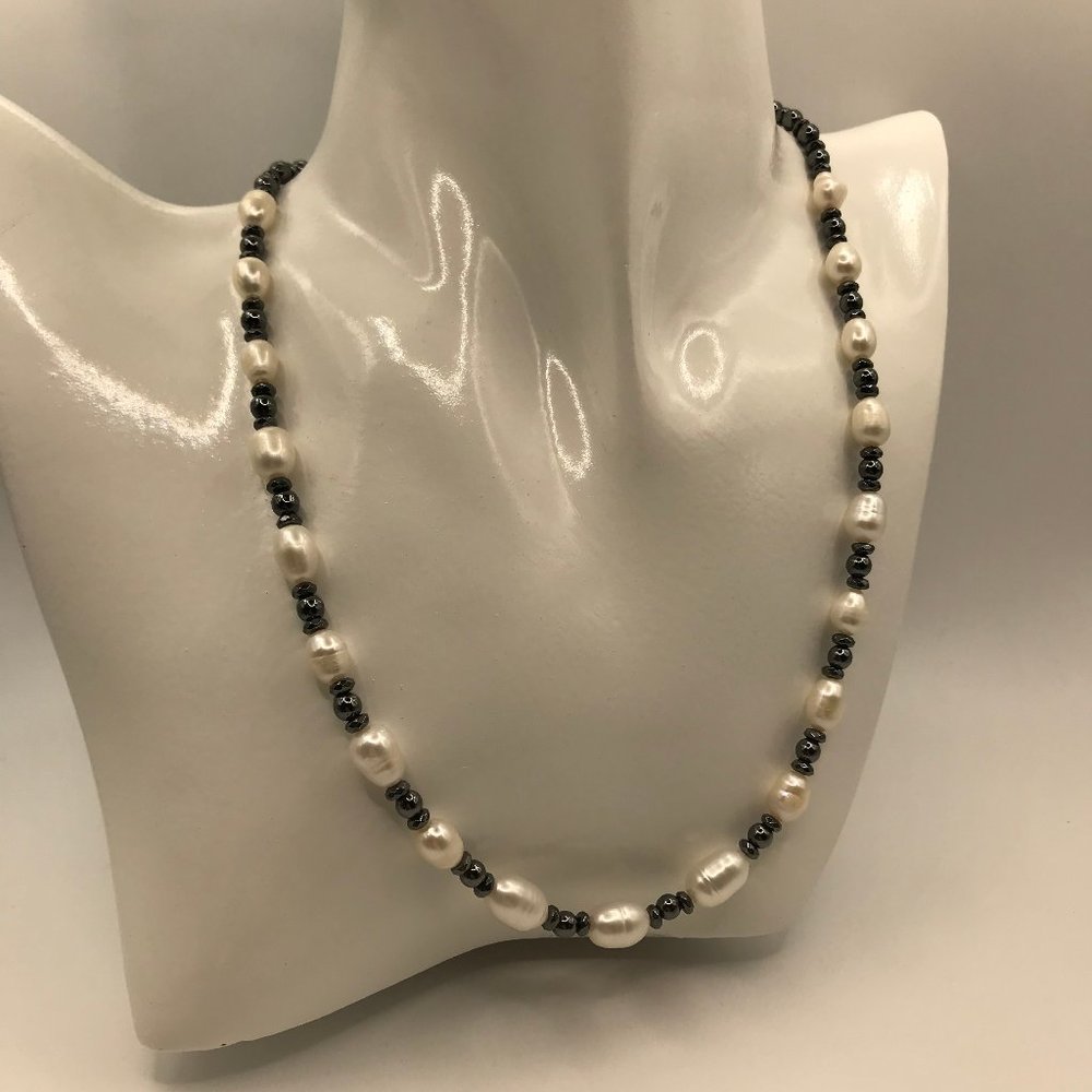 Freshwater Pearl and Hematite 18 inch Necklace NEW